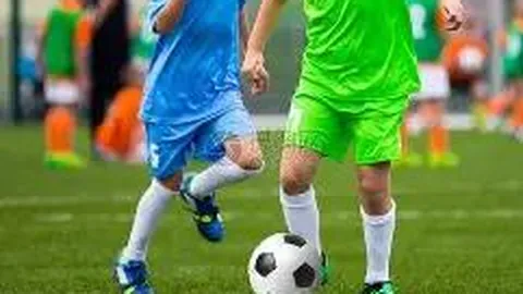 赵丽颖、陈妍希、刘亦菲等明星新鲜爆料：战狼、胡歌、孟子义红毯风采及分手内幕大揭秘！